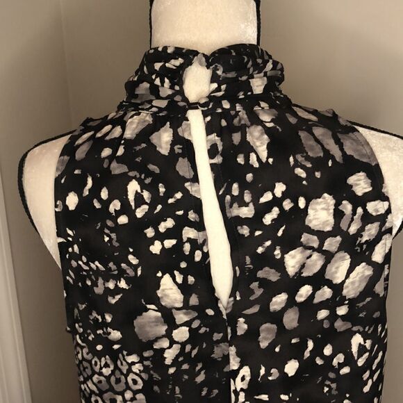 Peyton Jensen sleeveless animal print too medium - Picture 6 of 9